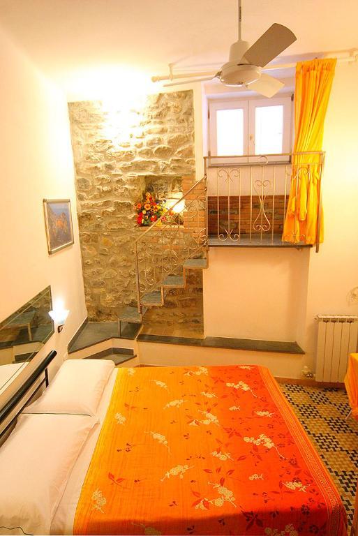 ורנאצה Francamaria Rooms חדר תמונה
